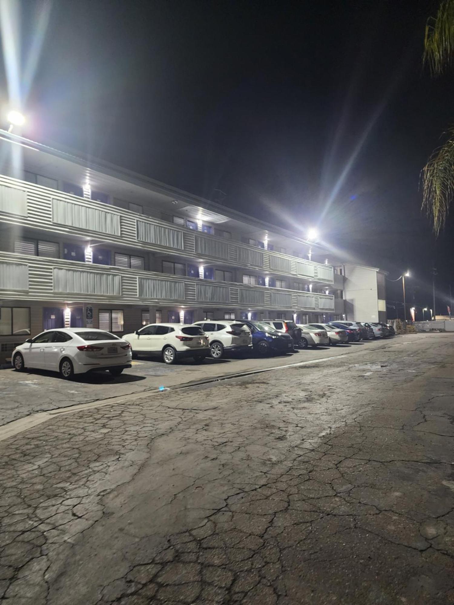 Budget Inn Corcoran Exteriér fotografie