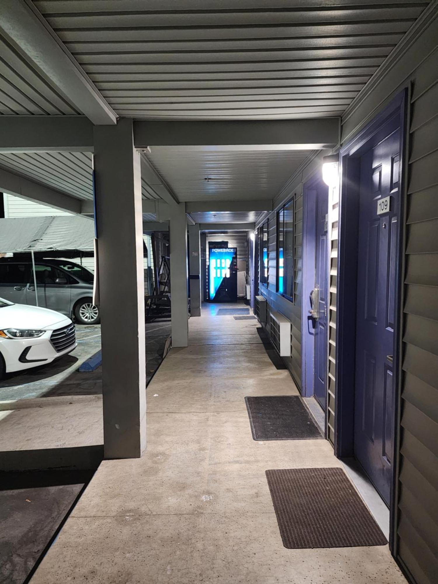 Budget Inn Corcoran Exteriér fotografie
