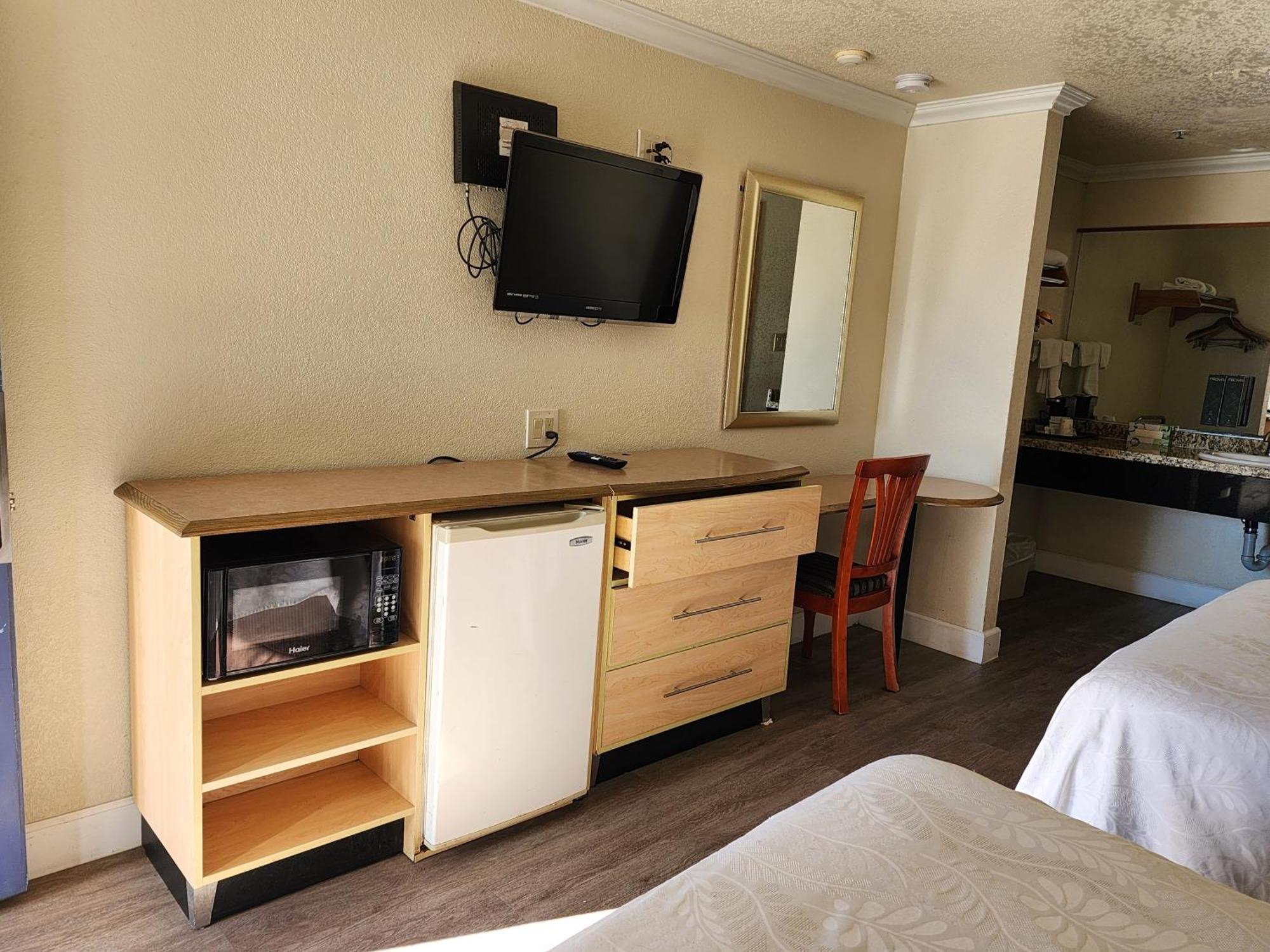 Budget Inn Corcoran Exteriér fotografie