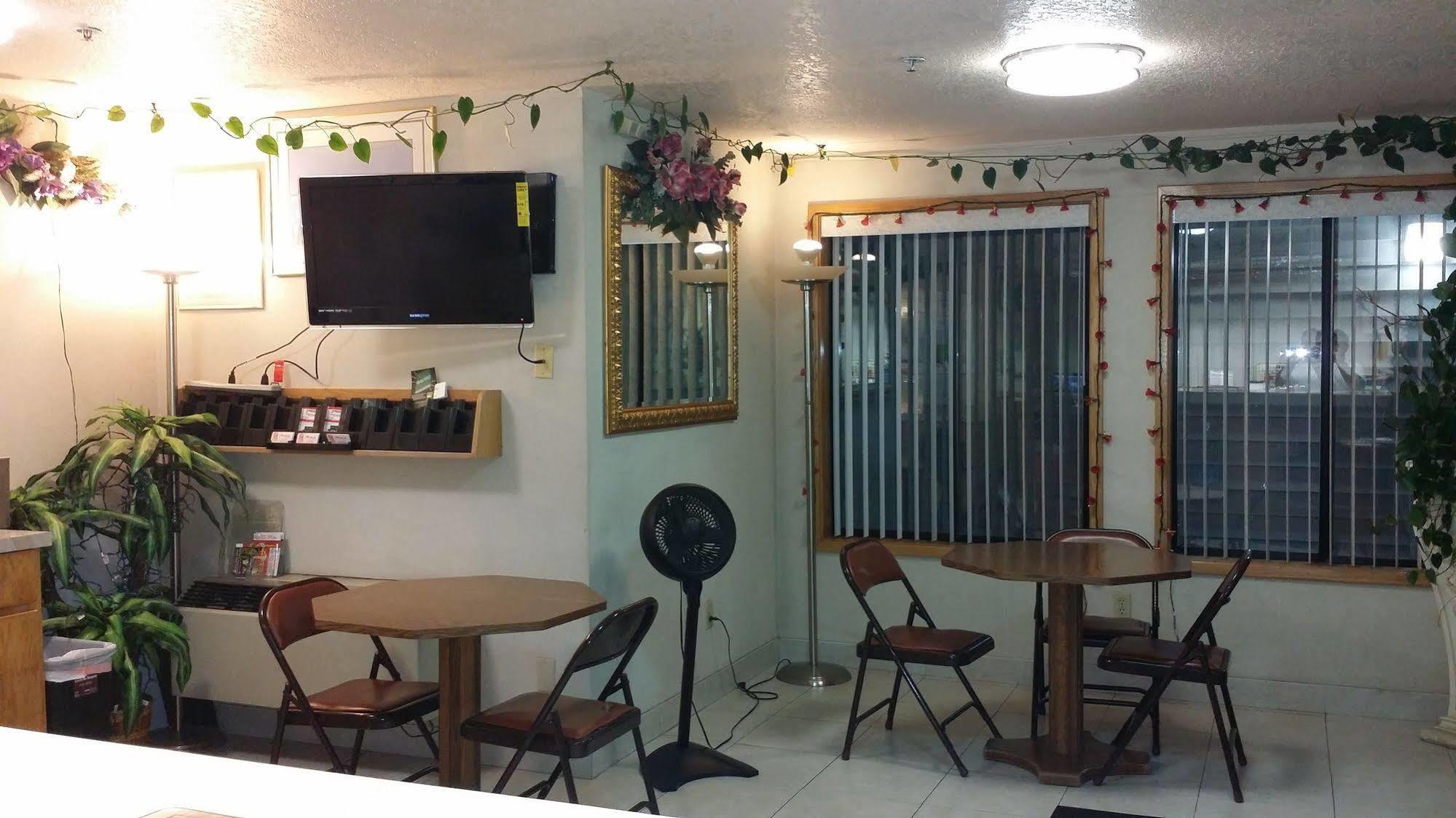 Budget Inn Corcoran Exteriér fotografie